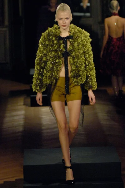 Look 37